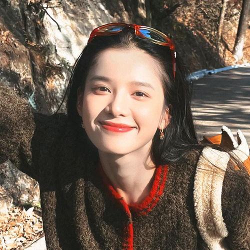 明星李盈盈头像高清,高清头像诠释明星风采