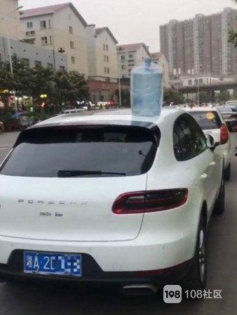 网红车顶,揭秘网络红人的新宠儿