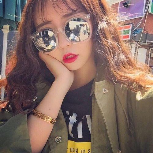 女网红吹风造型头像,时尚潮流的瞬间捕捉