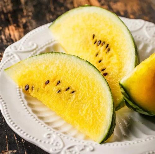 再看看雌雄 吃瓜,揭秘娱乐圈的甜蜜较量