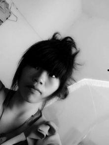 额头低窄明星,揭秘那些独特魅力的明星